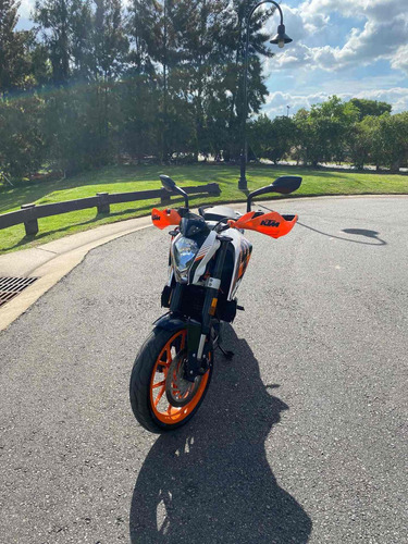 Imagen 2 de 7 de Ktm Duke 390