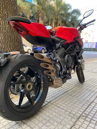 Mv Agusta Brutale 800 - No Ducati