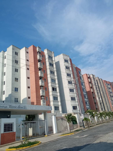 Se Vende En 39.000$ Apartamento En Sector Mañongo Jp Realtor Team