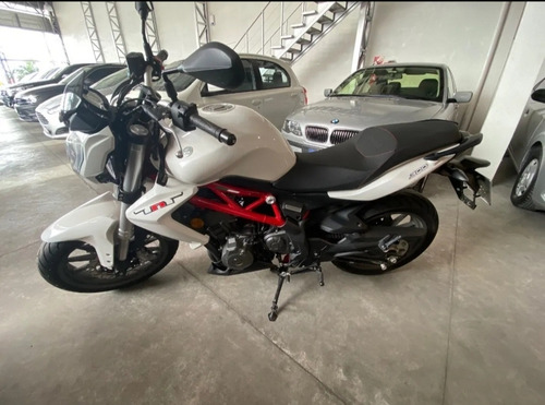 Imagen 6 de 15 de Benelli Tnt