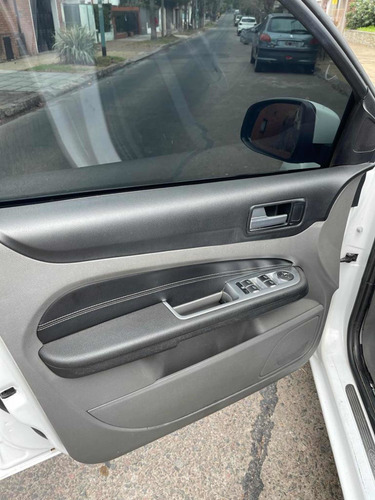 Imagen 6 de 15 de Ford Focus Ii 2012 2.0 Ghia Mt