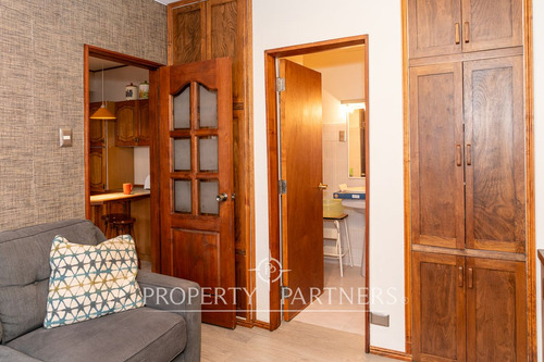 Elegante Duplex Con Hermosa Vista Al Estrecho Amob...