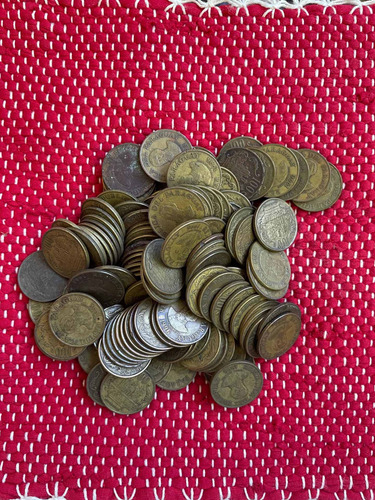 Imagen 1 de 4 de Vendo Monedas De 100 Guaraníes