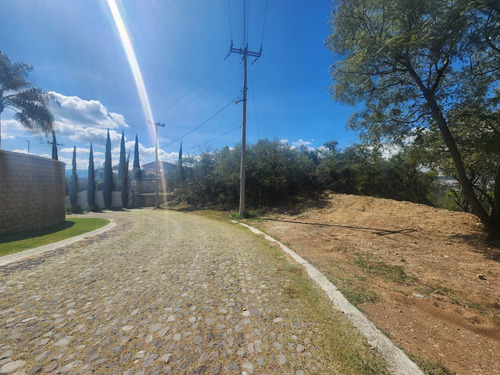 Venta Lote Mirador Iii De Vistas Muy Bonitas, Cerca De La Entrada Y Enormes Dimensiones. Se Incluye Proyecto Arquitectónico En Fracc Rancho San Diego Ixtapan De La Sal Edomex
