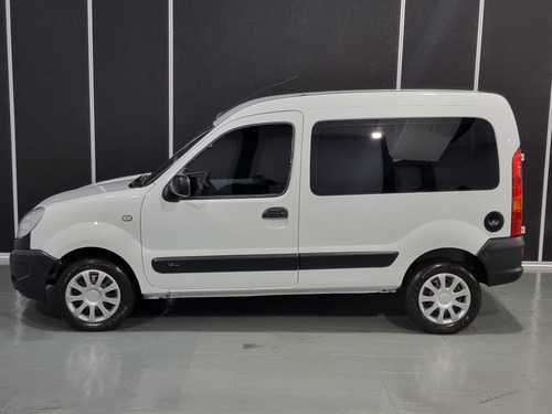 Imagen 4 de 23 de Renault Kangoo 2014 1.6 2 Confort 5as Aa Da 1plc $2000000