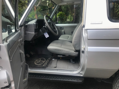 Toyota Land Cruiser Carevaca Fzj73 Mod 94
