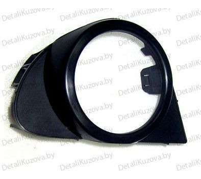 Tapa Rejilla Neblinero Izq. 2003-2005 Sku 52438-52030 Yaris 