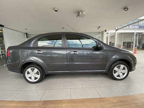 Imagen 6 de 14 de Chevrolet Aveo 2016 4p Lt L4/1.6 Man