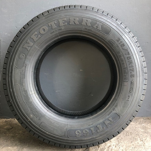 Neumático Neoterra 215/75r17.5