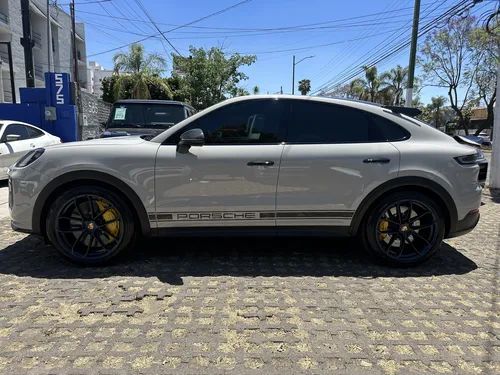 Porsche Cayenne Turbo Gt 2024 Gris