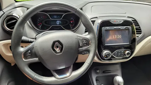 Renault Captur 2.0 Intens Automática