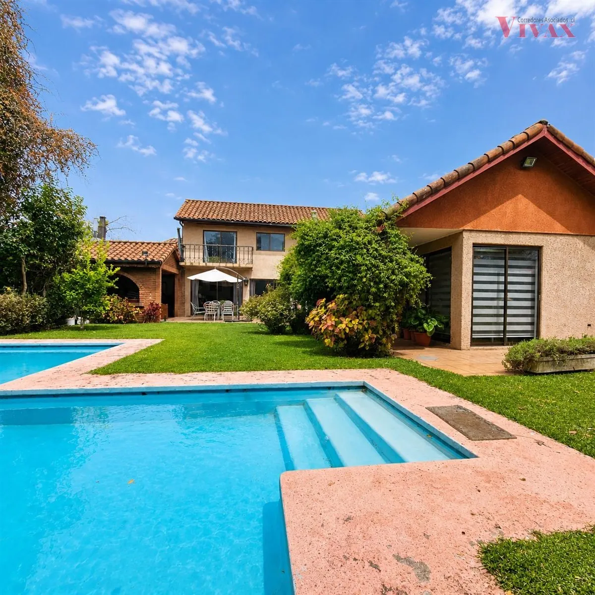 Imagen 1 de 17 de Casa En Venta Condominio Av España!!