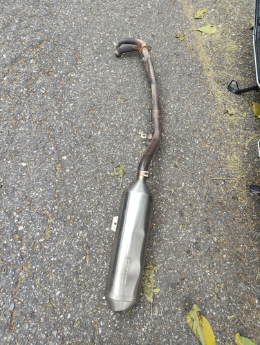 Tubo De Escape Completo Y Silenciador Burgman 650 (Usado)