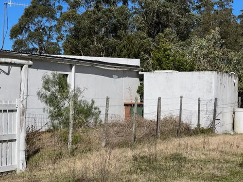 Campo 10 Has Y Media Con Casa Y Manantial Con Agua Permante. Consulte!!!!!!!!!