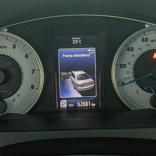 Imagen 12 de 13 de Toyota Camry Se