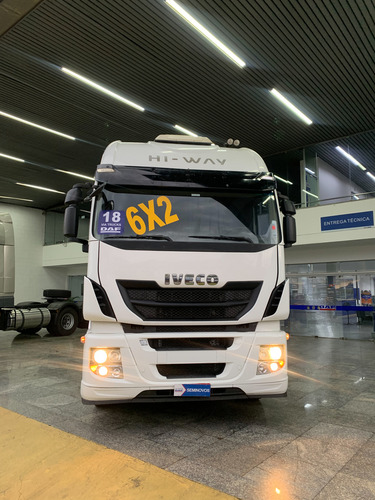 Caminhão Iveco Stralis Hi-road 600s44t 6x2