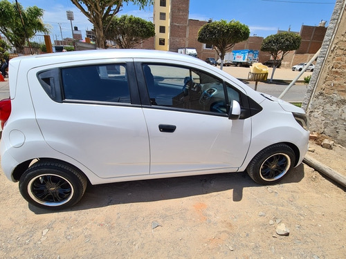 Imagen 2 de 6 de Chevrolet Spark Gt