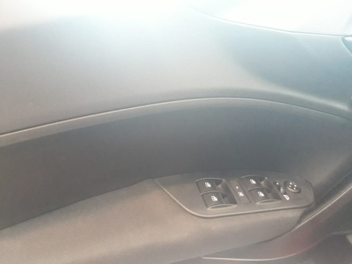 Imagen 6 de 14 de Cronos 0km Uber 1.3 1.8 Gnc Anticipo Usado Permuta Cuotas B-