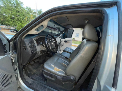 Ford F-350 Super Duty