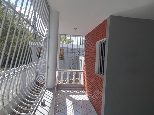 Vendo Mejora En Residencial Amapola 353 M2 Solar 3 Habitacio