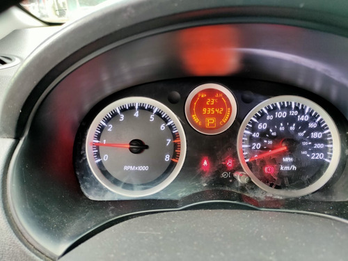 Imagen 8 de 14 de Nissan Sentra Emotion Cvt Blu At 2012
