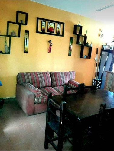 Casa Con Pileta En Mar Del Tuyu