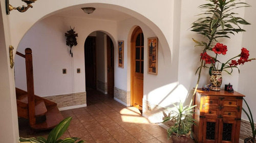 Magnifica Casa Colonial En Hermosa Parcela De Agrado