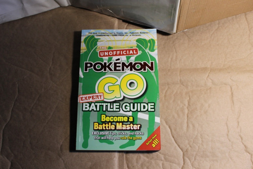 Set Libros Pokemon Go Guia Campo Field Guide Battle (Usado)