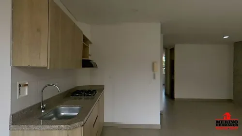 Apartaestudio En Arriendo En Medellín - Laureles
