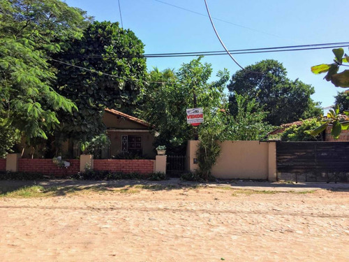 Imagen 1 de 1 de Vendo Casa Antigua A Una Cuadra De Molas Lopez Asunción