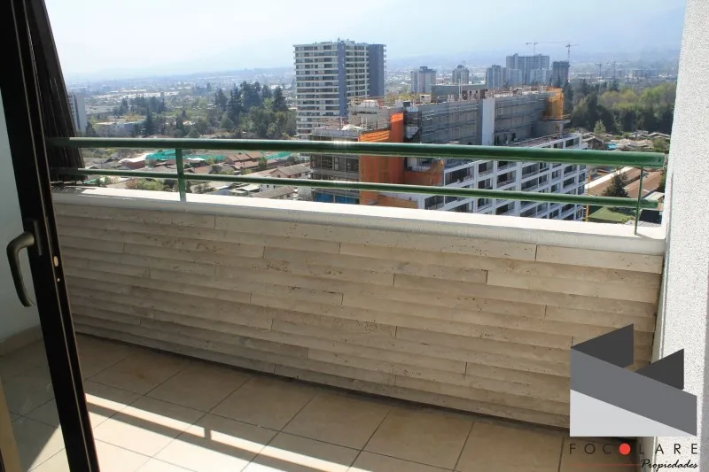 Imagen 5 de 24 de Metro Vicente Valdes En La Puerta Del Condominio