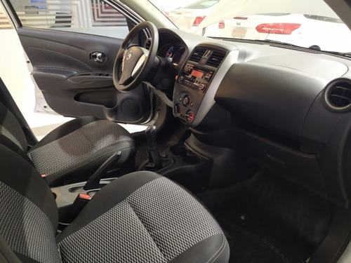 Imagen 9 de 15 de Nissan Versa 1.6 Sense Mt