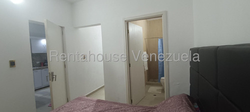 Casa En Venta En La Candelaria Maracay 25-24156 Irrr
