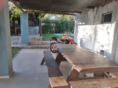 Imagen 2 de 15 de Casa Con Piscina Climatizada Con Bomba De Calor Y Paneles S