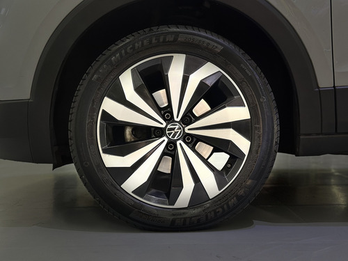 Volkswagen T-Cross 1.0 200 TSI TOTAL FLEX COMFORTLINE AUTOMÁTICO