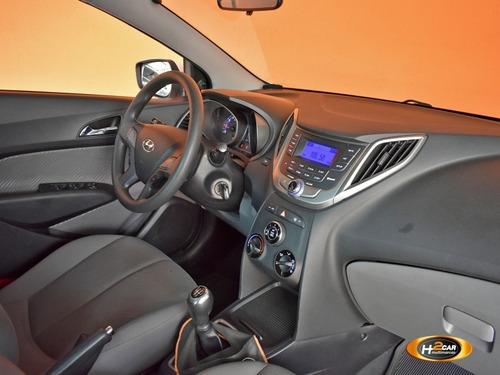 Imagem 6 de 11 de Hb20s Comfort Plus