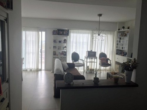Duplex En Venta En Barrio Parque