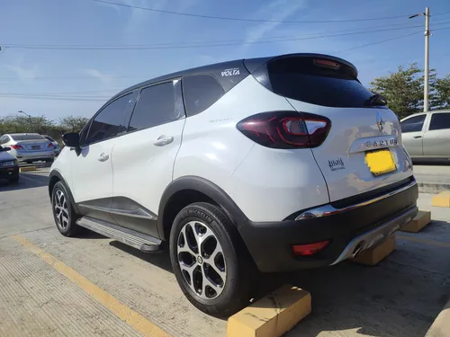 Renault Captur 1.3T Intens Cvt