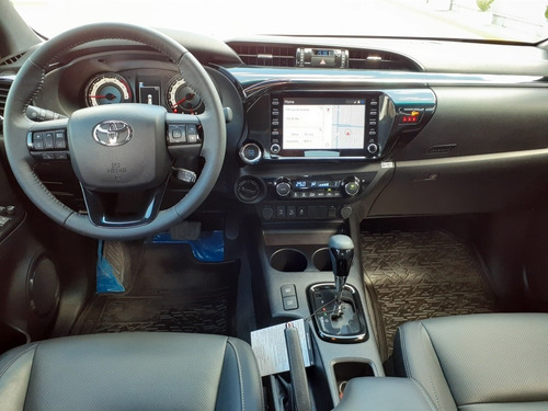 Toyota Hilux 2.8 Cd Srx 177cv 4x4 At 2020