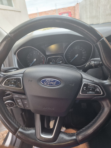 Ford Focus III 2.0 Sedan Se Plus Mt