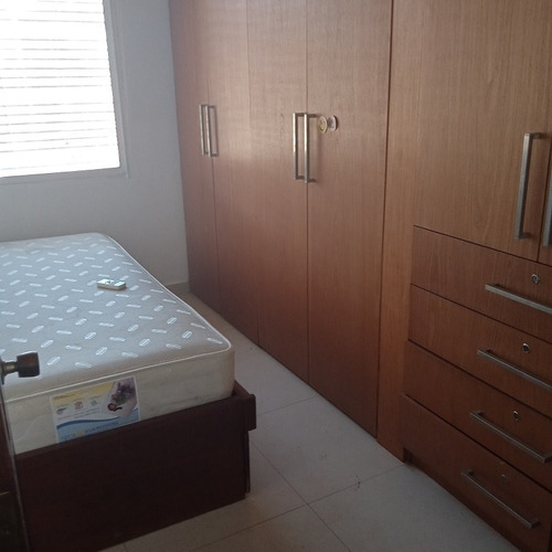 Imagen 9 de 13 de Moderna Casa En Alquiler