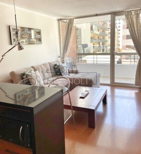 Departamento En Venta De 2 Dorm. En Las Condes