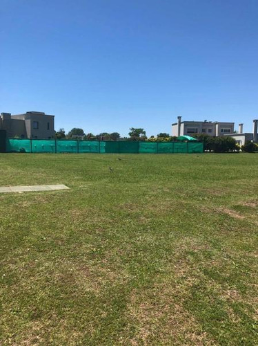 Ayres Plaza Lote Central En Venta Cuan Propiedades
