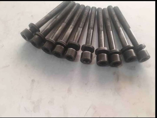 Imagen 4 de 5 de Tornillos De Camara De Optra Límited Motor Tapa Negra