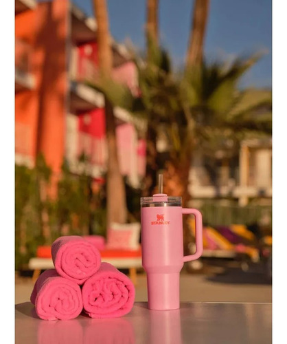 Stanley Quencher H2.0 Tumbler 30oz Color Rosa /anaranjado