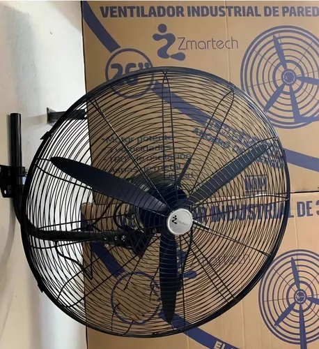 comprar Ventilador de pared Zmartech VPDI26ZT con 3 palas de Metal color negro estructura color negro, 66cm de diámetro 60 Hz 127V