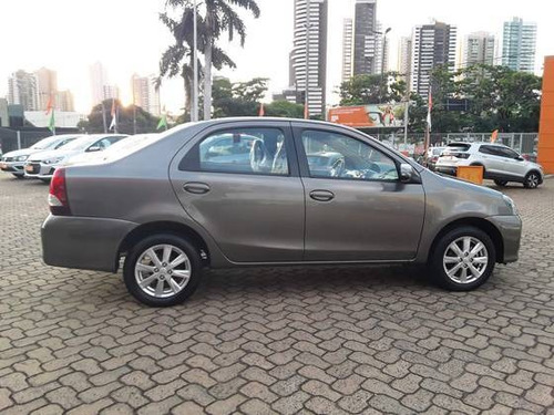 Imagem 7 de 11 de Toyota Etios 1.5 X Plus Sedan 16v Flex 4p Automático