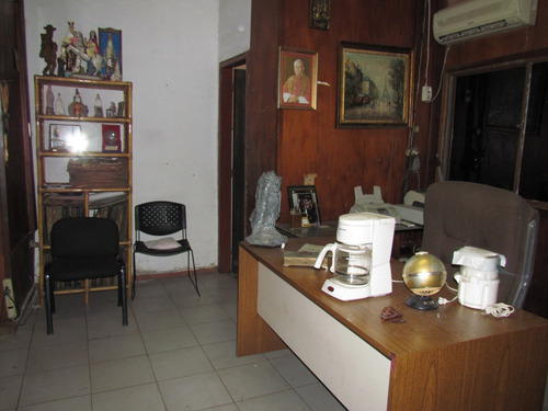 Imagen 5 de 13 de Vendo Local 216m2 El Cementerio 8808