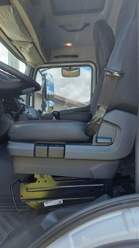 Imagen 5 de 15 de Mercedes Benz Atego 1726 Camion