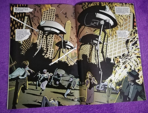 Superman La Guerra De Los Mundos Y Mann Y Superman (Usado)